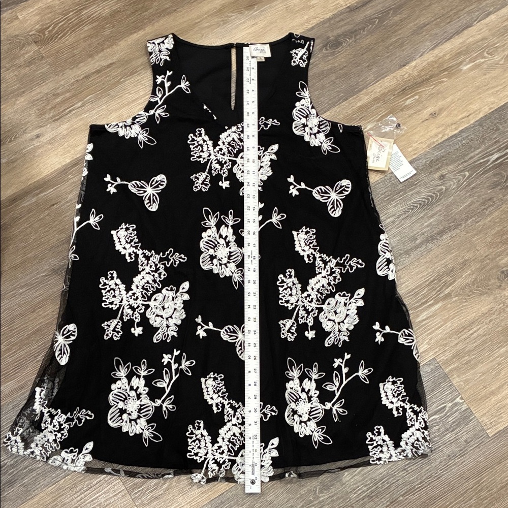 Floral Black and White  Dress - Picture 8 of 14